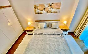 Lazar Loft